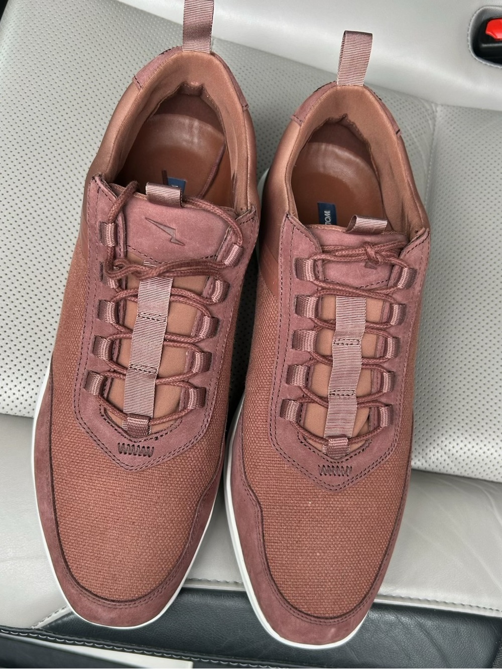 Wolf and shepherd sneakers